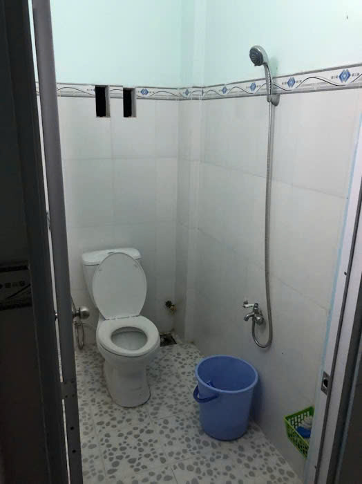 Bán nhà 2 Lầu MẶT TIỀN kinh doanh,giá cực kì hiếm gặp, chỉ nhỉnh 3 tỷ