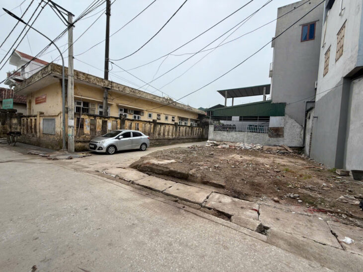 chính chủ bán lô đất hoa hậu,thôn nội hợp ,phú xuyên ,hà nội .s 92,5m . giá 3,3 tỷ