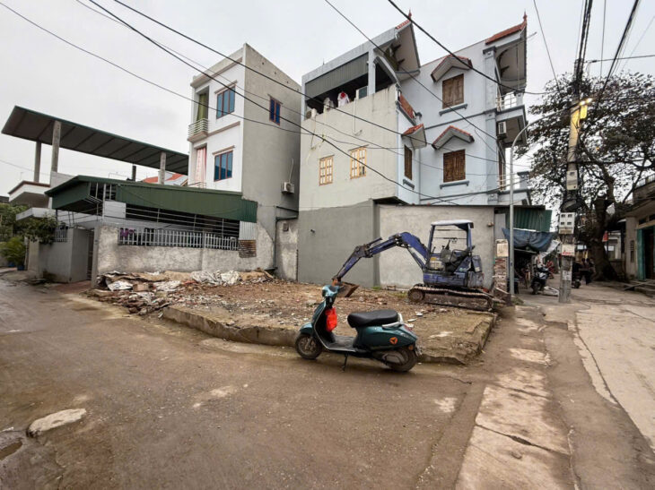 chính chủ bán lô đất hoa hậu,thôn nội hợp ,phú xuyên ,hà nội .s 92,5m . giá 3,3 tỷ