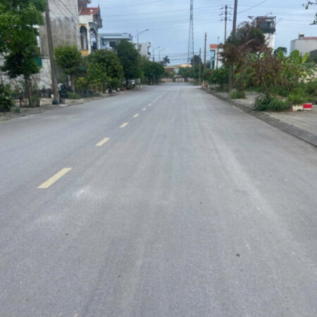 đất vàng ngay trung tâm phường Thanh Châu,Diện tích 81m², mặt tiền 4.5m, nở hậu, sổ đỏ chính chủ