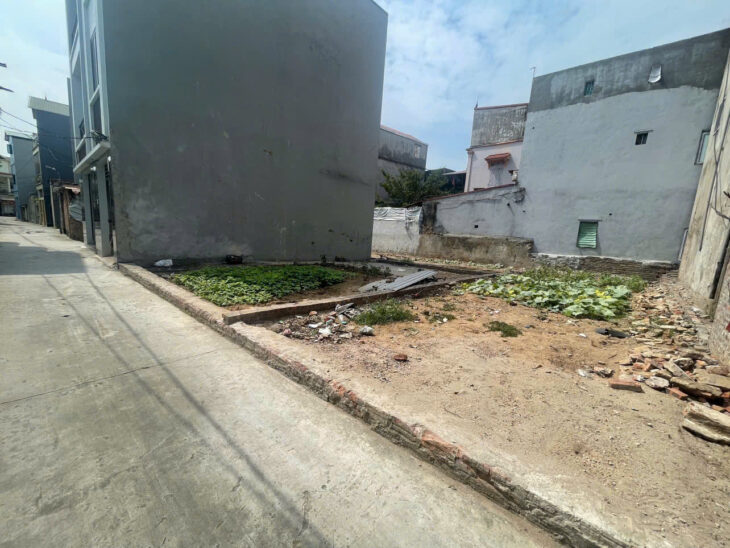 Bán 67m đất tổ 4, TT Quang Minh, Mê Linh. Gần KCN, full thổ cư, oto đỗ