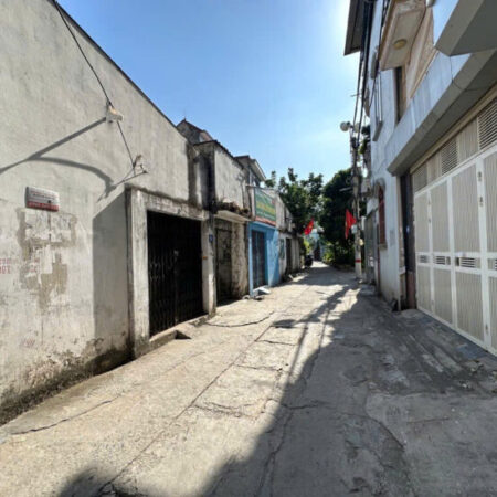 Thửa đất vuông đẹp -ô tô vào tận nhà, đầu tư có lời – 48m2 – 10,6 tỷ – gần KDT Linh Đàm