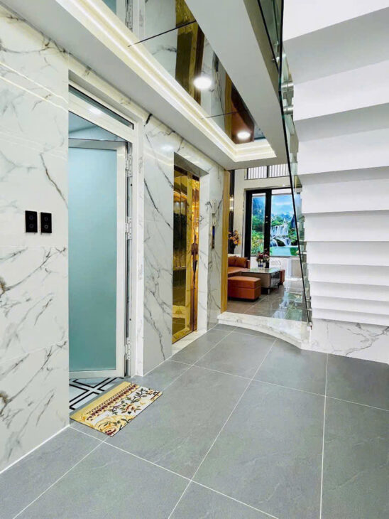 BÁN CĂN NHÀ GẦN EMART 2- 6 TẦNG-80M2-7 PHÒNG-THANG MÁY-ĐƯỜNG 12M-NHỈNH 14TỶ