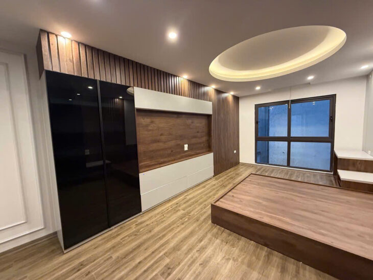 BÁN NHÀ PHƯƠNG LIỆT, THANH XUÂN. 65M2 7 TẦNG MT 4M GIÁ 13,5 TỶ- 15M RA MẶT PHỐ-MẶT NGÕ NÔNG THẲNG