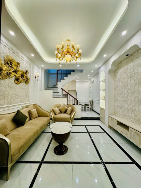 BÁN NHÀ HOÀNG MAI. 42M2 5 TẦNG MT 4M GIÁ 13,7 TỶ- PHÂN LÔ – Ô TÔ THÔNG TOÉ LOE – THIẾT KẾ CỰC ĐẸP –