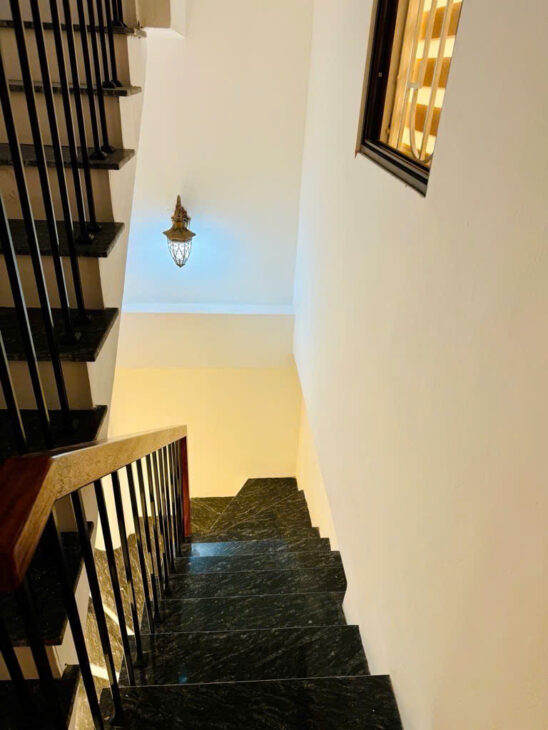 BÁN NHÀ HOÀNG MAI. 42M2 5 TẦNG MT 4M GIÁ 13,7 TỶ- PHÂN LÔ – Ô TÔ THÔNG TOÉ LOE – THIẾT KẾ CỰC ĐẸP –