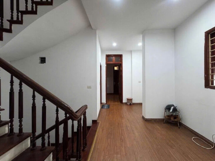 Bán nhà Tây Sơn, Đống Đa – ô tô tránh – Toà nhà văn phòng 110m -30m ra phố