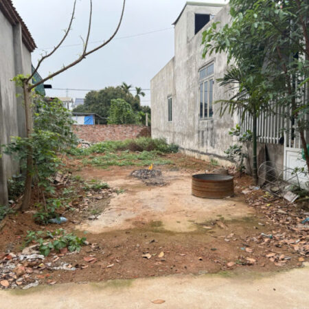 e có hai lô đất cần bán nhanh ạ nhỉnh tỷ 65m và 54m xã đông phương yên , Chương mỹ liên hệ e có hai lô đất cần bán nhanh ạ nhỉnh tỷ 65m và 54m xã đông phương yên , Chương mỹ liên hệ