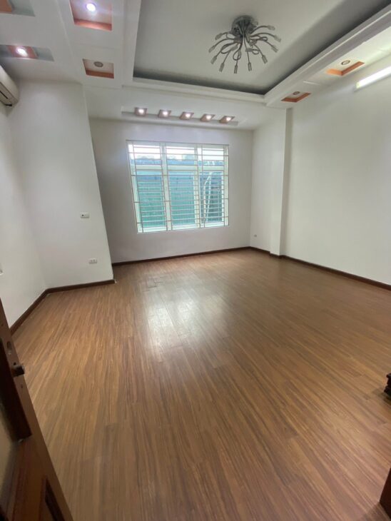 MẶT NGÕ TRẦN QUỐC HOÀN – 15M RA PHỐ – NGÕ ÔTÔ TRÁNH, KINH DOANH MỌI LOẠI HÌNH – GIÁ 19 TỶ