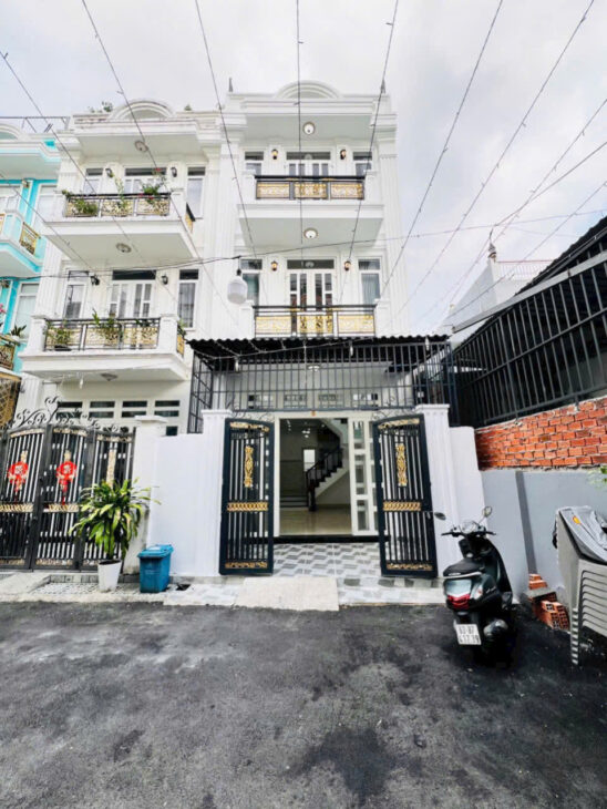 ???? NHÀ 4 tầng đường HÀ HUY GIÁP , nằm khu phân lô đồng bộ , đường 8m , phường THẠNH XUÂN, Q12 4.9