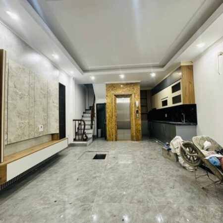 BÁN NHÀ ĐỘI CẤN – 6 TẦNG THANG MÁY, 2 THOÁNG, NGÕ NÔNG, 3 GÁC ĐỖ CỬA – GIÁ 7.5 TỶ