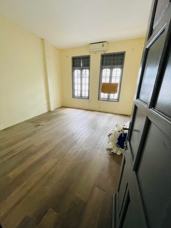 Bán nhà Nguyễn Chí Thanh, Đống Đa, 2 mặt tiền, ô tô, 46m2, 4 tầng, chỉ 14tỷ