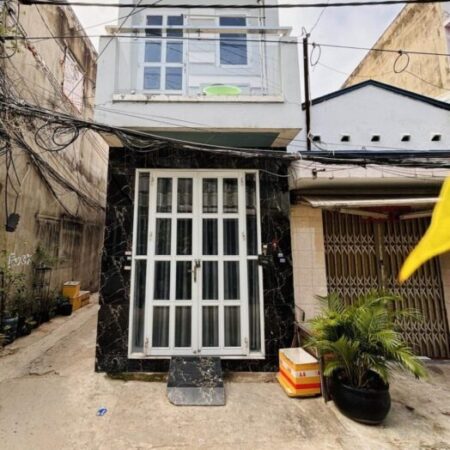 Bán nhà HXH Chiến Lược, gần Hương Lộ 2, Bình Trị Đông, 2 tầng, chỉ hơn 1 tỷ