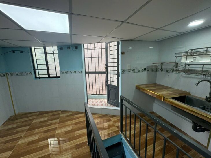 Bán nhà Âu Cơ, Phú Trung, Tân Phú, 3.4×3.6 – 3 tầng, chỉ hơn 1 tỷ có sổ riêng