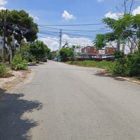 BÁN ĐẤT FULL THỔ CƯ VUÔNG VỨC SIÊU RỘNG CHỈ 50TR/M2 – NGAY TẠI GÒ CÁT- PHÚ HỮU