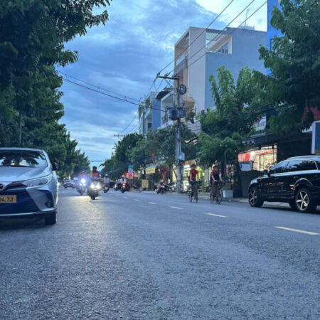 Bán GẤP MTKD ngang LẠ 6m 5 lầu 120m2 Nguyễn Phúc Chu vừa ở vừa KD gần chợ PVB 20 tỷ hơn.