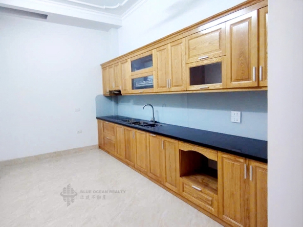 Bán nhà 42,8 m², 4 tầng mặt phố Tô Vĩnh Diện, Khương Trung, Thanh Xuân, Hà Nội, ô tô đỗ cửa, nhỉnh