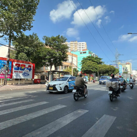 Bán CHDV 6 tầng có hầm T.máy ngang 8.5m 135m2 HXH Âu Cơ 22 PN TN 88tr sát Q11 chỉ 27 tỷ.