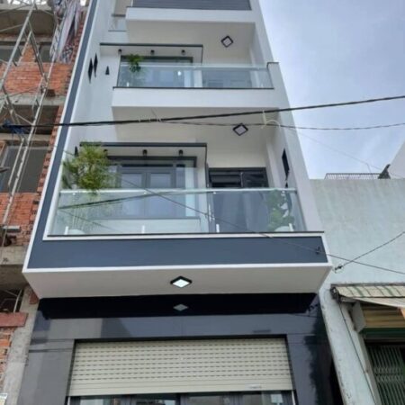 Nhà cạnh KĐT Xa La, 40m2, 5 tầng, 5,8 tỷ