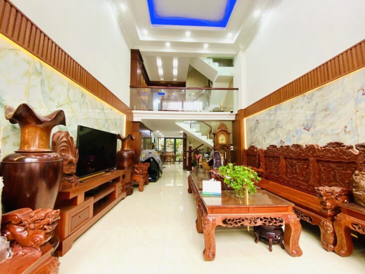 Nhà 4 tầng HXT Phạm Văn Bạch ngang 5m 110m2 tặng NT cao cấp gần nhà hàng ẩm thực 13.3 tỷ.