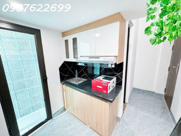 BÁN NHÀ NGUYỄN ĐÌNH HOÀN – CẦU GIẤY- THANG MÁY – KINH DOANH – DÒNG TIỀN KHỦNG 66Mx 6TẦNG