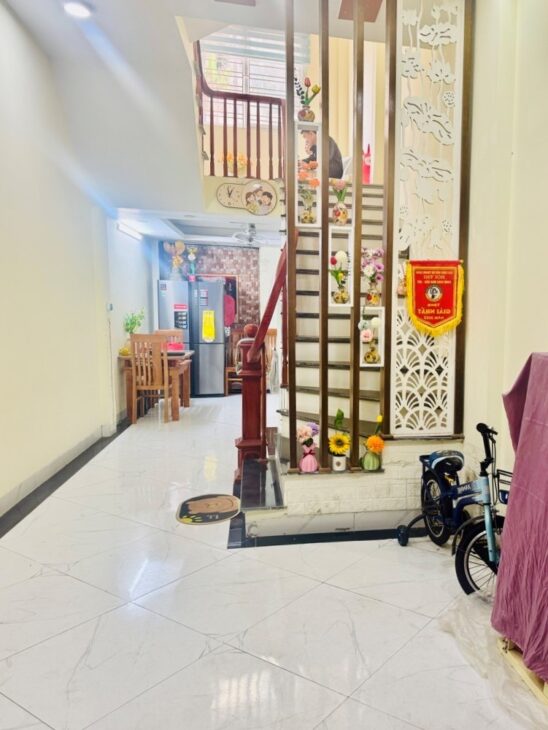 BÁN NHÀ CẦU BƯƠU, NGÕ NÔNG GẦN Ô TÔ, GẦN PHỐ, 30M2, 5.8TỶ(CTL)