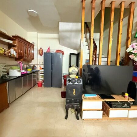 BÁN NHÀ ĐỊNH CÔNG HẠ, HOÀNG MAI, NGÕ THÔNG, Ô TÔ ĐỖ CỔNG, 42M2, 7TỶ(CTL) BÁN NHÀ ĐỊNH CÔNG HẠ, HOÀNG MAI, NGÕ THÔNG, Ô TÔ ĐỖ CỔNG, 42M2, 7TỶ(CTL)