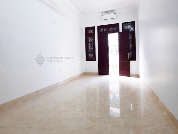 Bán nhà 42,8 m², 4 tầng mặt phố Tô Vĩnh Diện, Khương Trung, Thanh Xuân, Hà Nội, ô tô đỗ cửa, nhỉnh