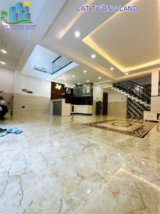 Villa Mini 5 Tầng, Phạm Văn Hai, Phường 5, Gần CV Lê Thị Riêng. Chỉ 11.5 tỷ