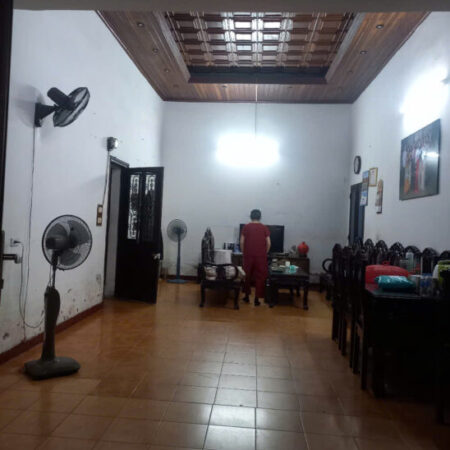 Mặt phố Nguyễn Viết Xuân 93m2 mặt tiền 10,5m, 1 mặt phố 1 mặt ngõ ô tô tránh. giá 33,8 tỷ