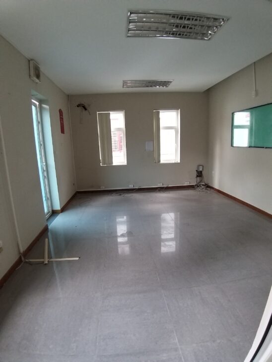 Cho thuê nhà phân lô Nguyễn Hoàng, 60m2 xây 5 tầng, ô tô đỗ cửa làm văn phòng, online