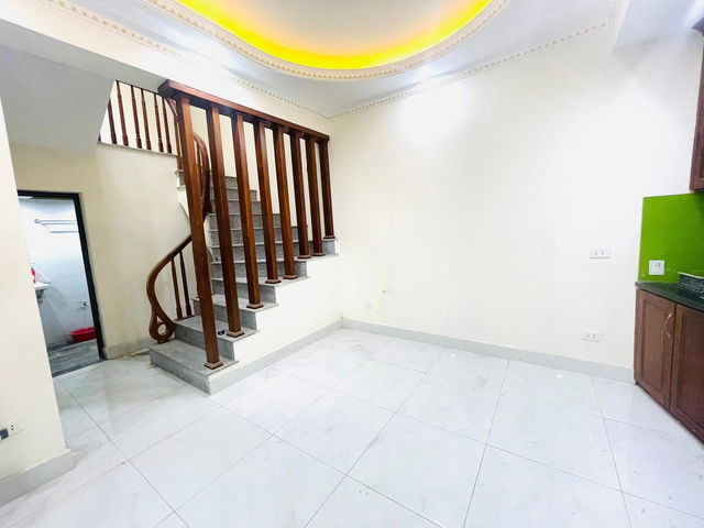 RẺ NHẤT THÁI THỊNH ĐỐNG ĐA 7.8 TỶ 51M NGÕ NÔNG VÀI BƯỚC RA MP THÁI THỊNH, CHỈ VIỆC XÁCH VALI VỀ Ở