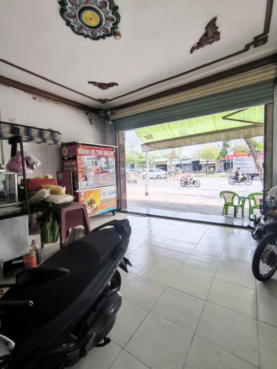 BÁN NHÀ MẶT TIỀN LỚN – NGAY TRUNG TÂM BÌNH TÂN – DÒNG TIỀN ỔN ĐỊNH 600 TRIỆU/NĂM – SỔ HỒNG HOÀN