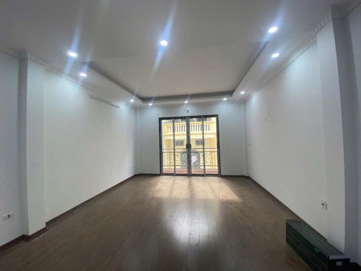 BÁN NHÀ MỚI GIẢI PHÓNG – THANG MÁY – Ô TÔ TRÁNH – BAY NHANH – 77M2 – 16 TỶ