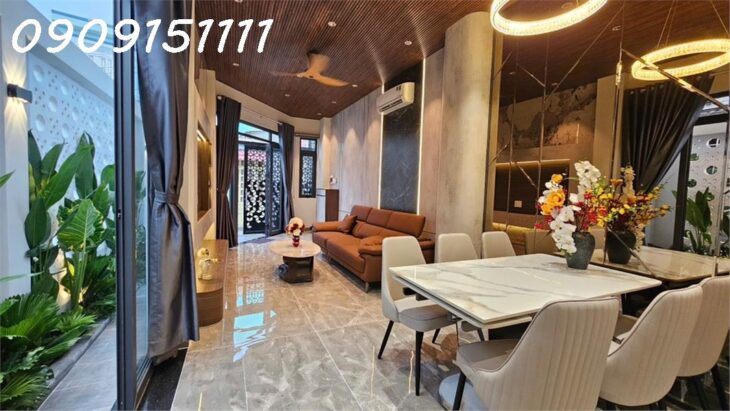 BÁN NHÀ LÔ GÓC- 4 TẦNG- PHẠM HỮU LẦU- QUẬN 7- 60M2- NHỈNH 6 TỶ