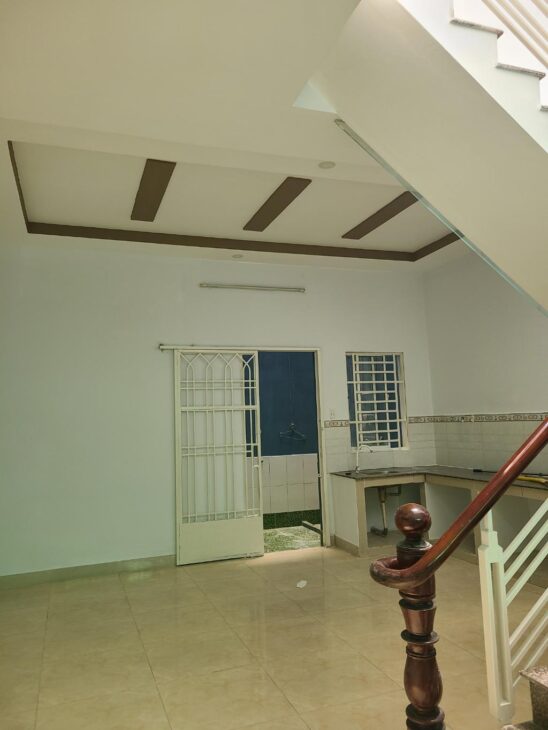 Bán nhà ngay chợ Phạm Văn Bạch, P12, Gò Vấp, 5x13m vuông vức, giá chỉ nhỉnh 4 tỷ còn bớt
