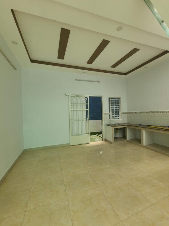 Nhà đẹp, diện tích lớn 5 x13 vuông vức, ngay chợ Tân Sơn chỉ nhỉnh 4 tỷ