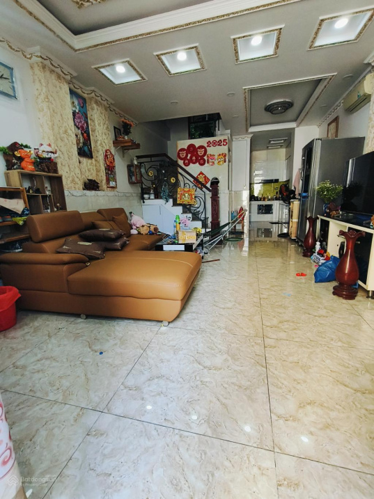 BÁN NHÀ ĐẸP MẶT TIỀN BÙI MINH TRỰC, QUẬN 8 _ 4 TẦNG NGANG 4.5M — TẶNG NỘI THẤT DÍNH TƯỜNG – NHỈNH