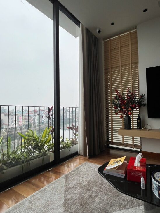 NGUYỄN VĂN CỪ 25 tỷ VỈA HÈ Ô TÔ,THANG MÁY,VIEW HỒ,LONG BIÊN HÀ NỘI