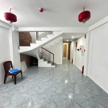 Bán nhà Trần Duy Hưng, Cầu Giấy, ngõ nông 3 gác, 50m2, 6 tầng, Mt 4m, chỉ 17.4 tỷ