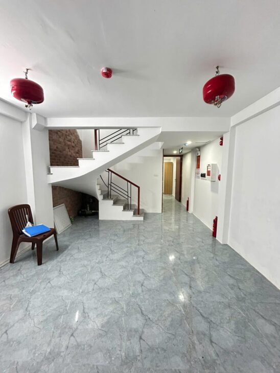 Bán nhà Trần Duy Hưng, Cầu Giấy, ngõ nông 3 gác, 50m2, 6 tầng, Mt 4m, chỉ 17.4 tỷ
