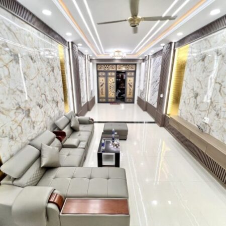 Bán nhà ĐẸP 1 Trệt 2 Lầu Dĩ An,đường nhựa 10m, full nội thất,gần TTYT Bán nhà ĐẸP 1 Trệt 2 Lầu Dĩ An,đường nhựa 10m, full nội thất,gần TTYT