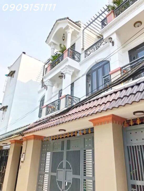 SIÊU PHẨM NHÀ PHỐ- HẺM XE HƠI- PHẠM HỮU LẦU- QUẬN 7- 70M2- NHỈNH 7 TỶ