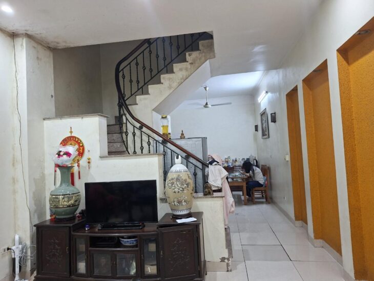 NGỌC THỤY nhỉnh 20 tỷ 80m KHU NHÀ VỈA HÈ PHÂN LÔ Ô TÔ,LONG BIÊN HÀ NỘI