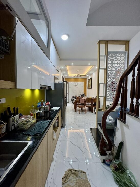 Bán nhà phố MInh Khai, vài bước ra ô tô, sát phố Minh Khai, DT 30m2, nhỉnh 7 tỷ
