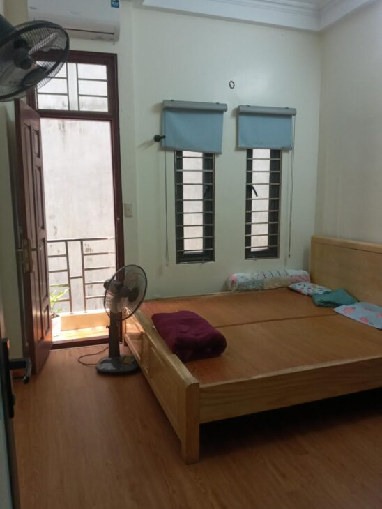 Bán nhà Kim Giang, ô tô đỗ cổng, 10m ra đường ô tô tránh, DT 35m2, nhỉnh 7 tỷ