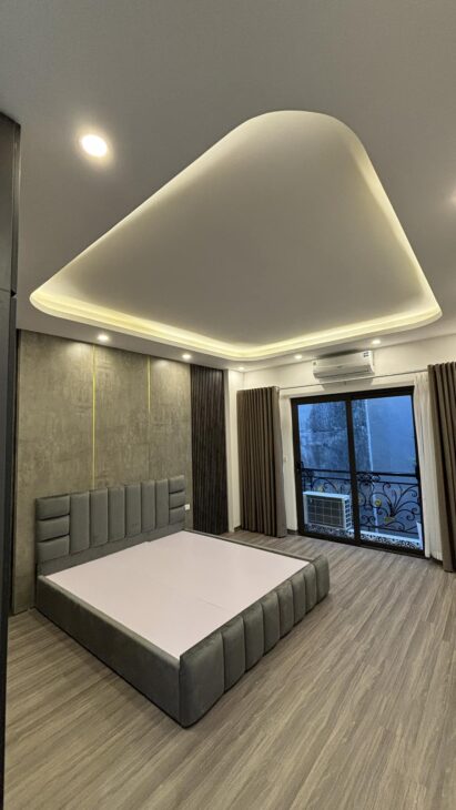 Nhà Mới Minh Khai, gần chợ mơ, Thang Máy 6 Tầng Tặng Nội Thất Xịn 37m2 Giá 8.6 Tỷ