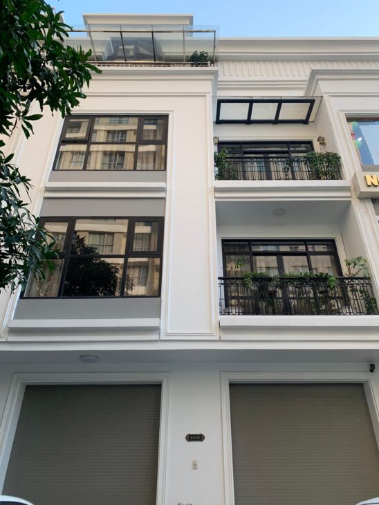 Bán liền kề Vinhomes Gardenia Hàm Nghi, 120m2, 5 tầng, thang máy, vị trí đẹp