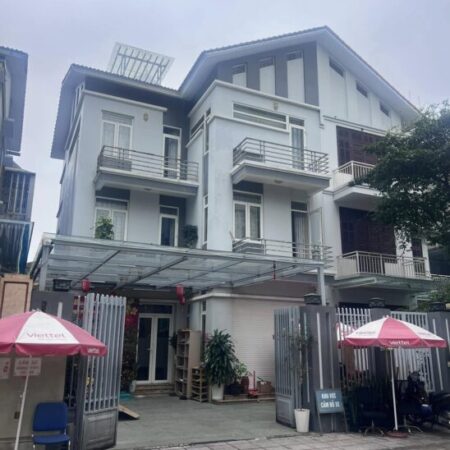 Cho thuê biệt thự KĐT Hạ Đình, Nguyễn Xiển, 180m2 4 tầng kinh doanh, văn phòng