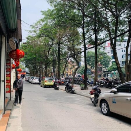 Bán Tòa Khách Sạn Phố Trần Duy Hưng,Ngõ Ôtô View hồ 150m/7Tầng (Có Hầm) 68 Tỷ Bán Tòa Khách Sạn Phố Trần Duy Hưng,Ngõ Ôtô View hồ 150m/7Tầng (Có Hầm) 68 Tỷ